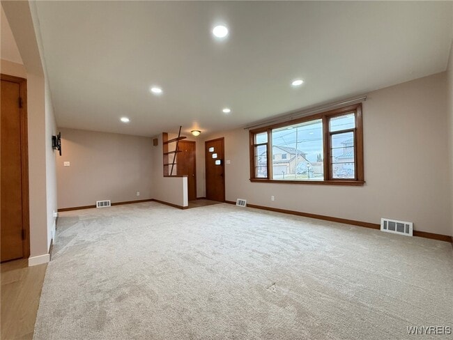 Photo - 6 Towerwood Rd