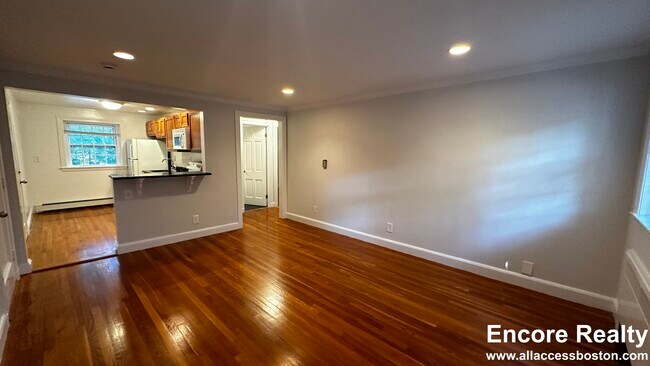 Photo - 59 Wyman St Unit 3