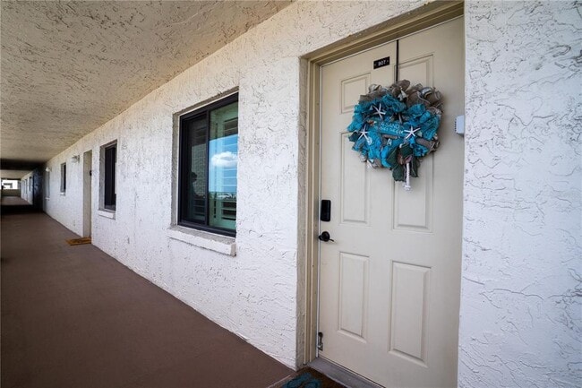 Photo - 15000 Gulf Blvd Unit 907