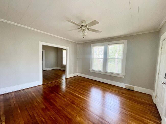 Photo - North Main Area