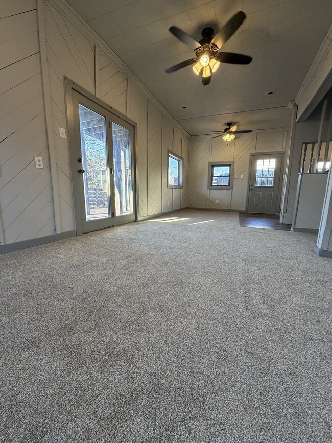 Photo - 507 S 1st St