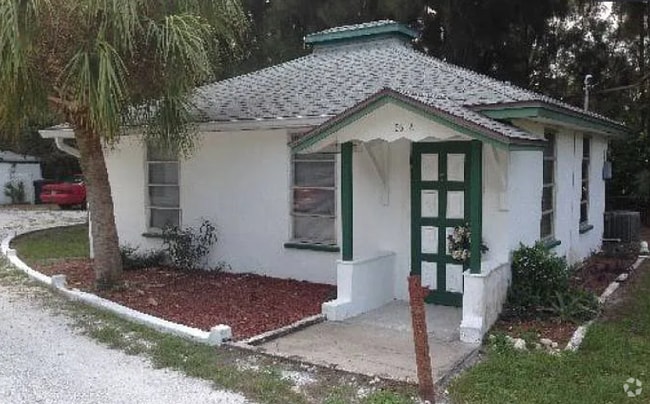 Building Photo - 351 Orangewood Dr Rental