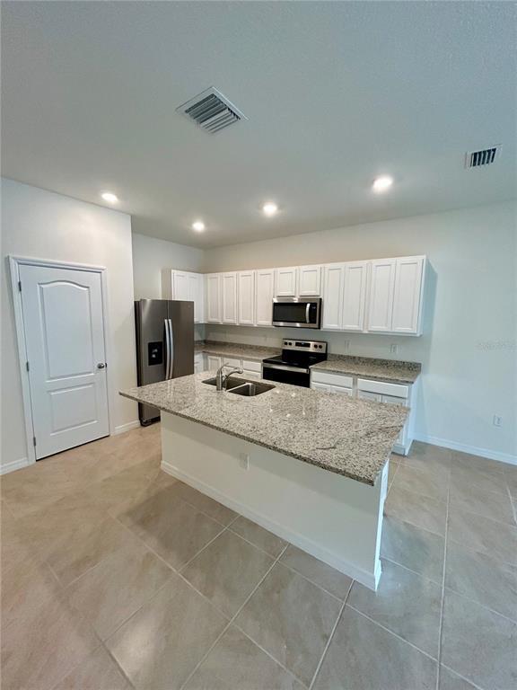 Photo - 1535 Lumber Ave