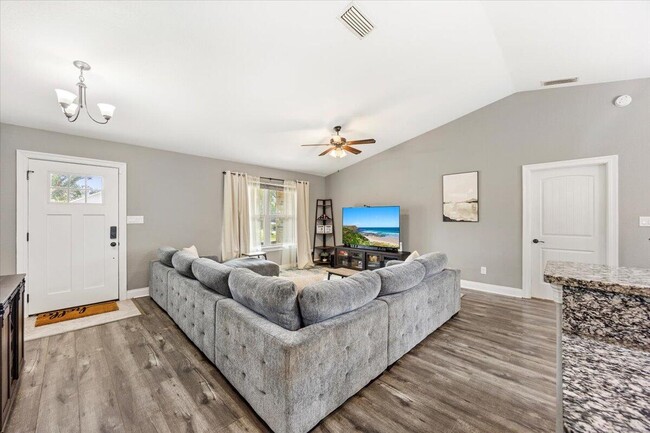 Photo - 5424 Maverick Ln