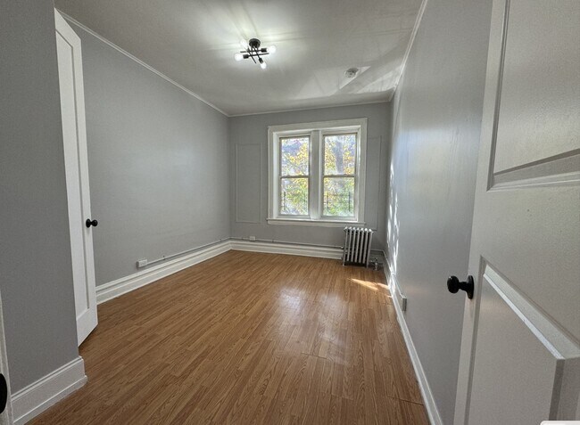 236 Lexington Ave 3 - 245 Lexington Ave Unit 3