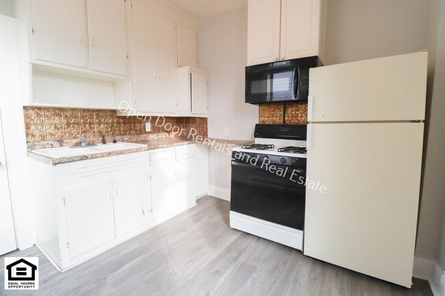 Photo - 824 Huestis Ave Unit Apt A