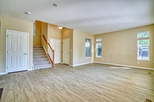 Photo - 2370 Windmill Dr