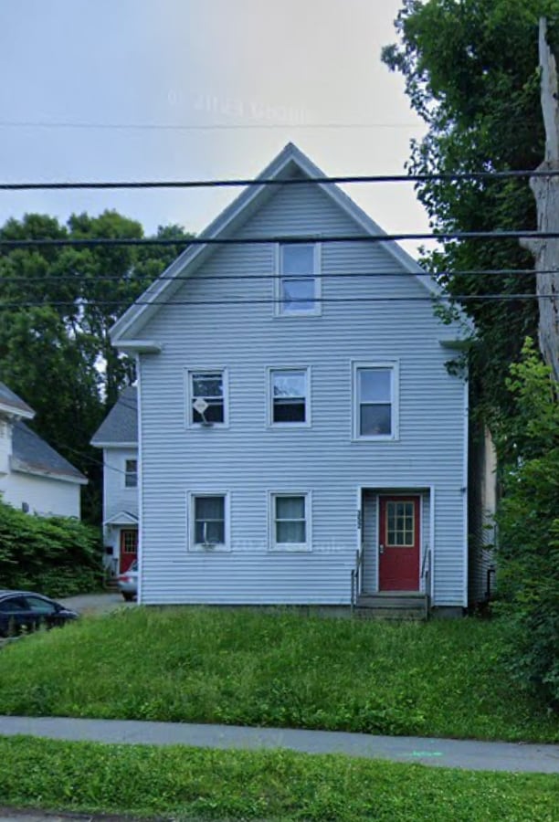 Building Photo - 352 Ohio St Unit 1