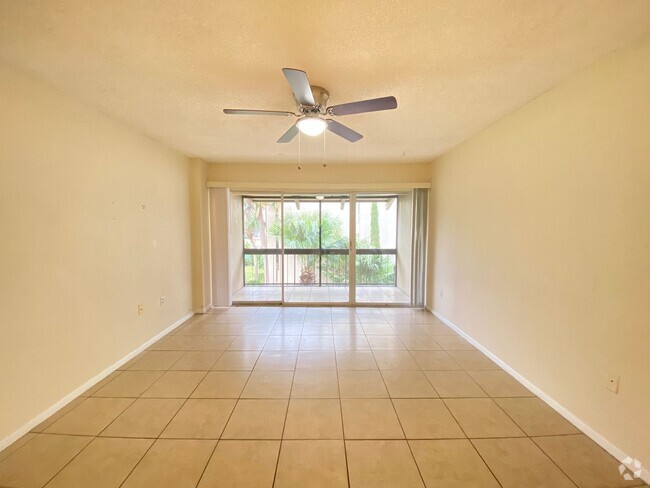 Building Photo - Available Now!  Sandy Cove 1 bedroom top f... Rental