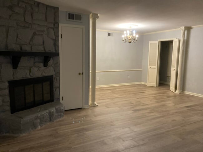 Photo - 3730 Fairfield Ave Unit 106