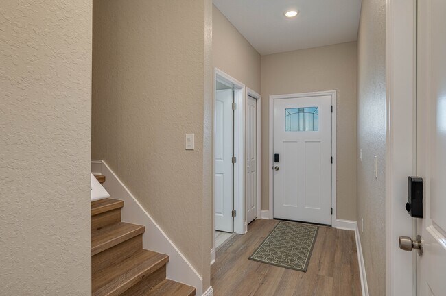 Photo - 1029 Oak Hammock