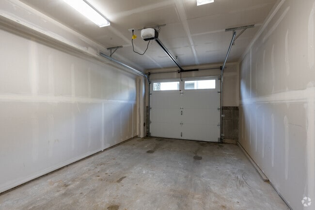 Interior Photo - Norland Trails