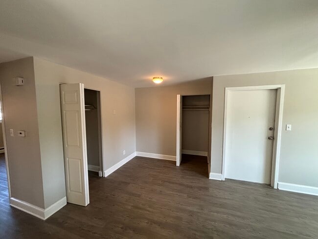 espacio de armario adicional - Gress Apartments