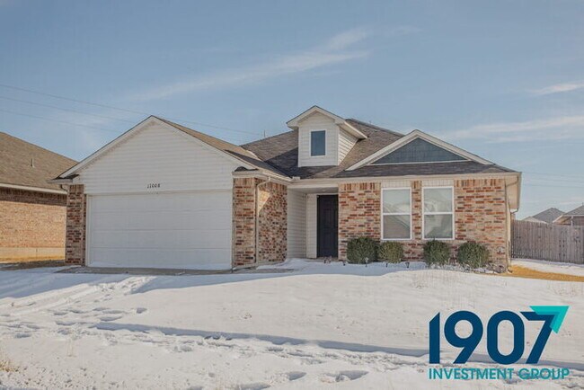 Photo - Contemporary 3-Bedroom Home in Yukon – Modern Finishes & Open Layout!