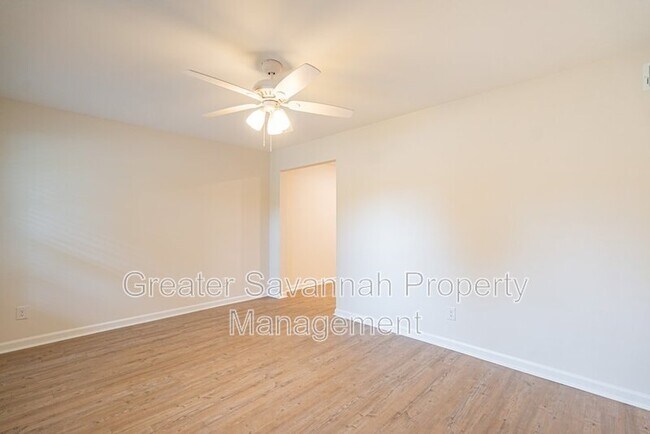 Photo - 402 E 3rd St Unit C