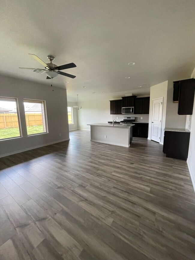 Photo - For Rent Holiday Special!