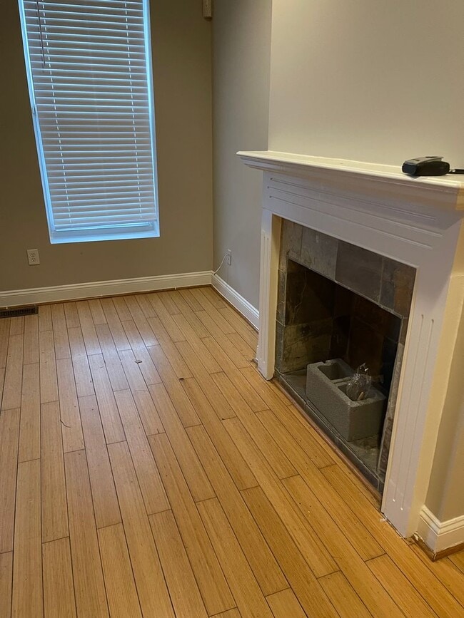 Photo - 2bed/2bath Townhome centrally located in Baltimore City!!