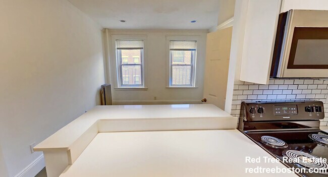 Photo - 55 Queensberry St Unit 9
