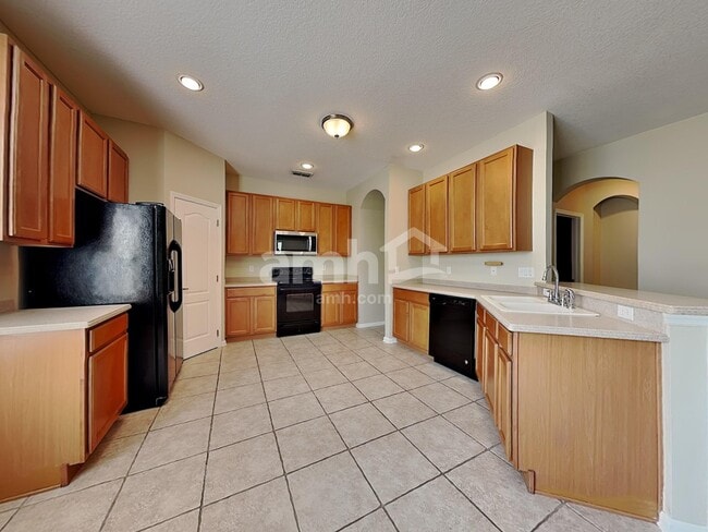 Photo - 461 Misty Oaks Run