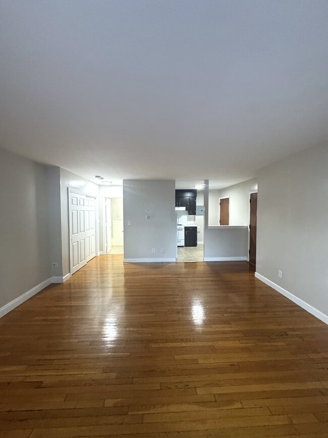 Photo - 580 Bridge St Unit 32