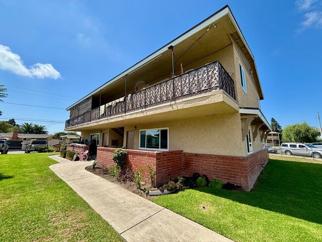 Building Photo - 920 W Cedar Ct Rental