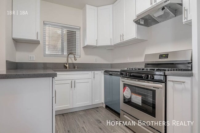 Photo - 13959 Vanowen St Unidad 6