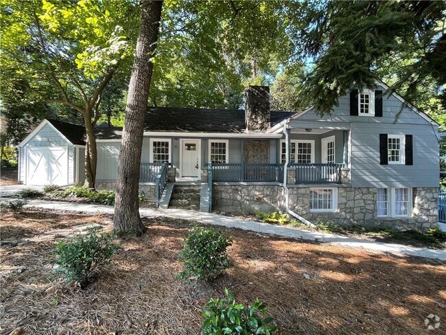 Building Photo - 3310 E Roxboro Rd NE Rental