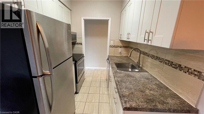 Photo - 326 Hunter St E Unit 203