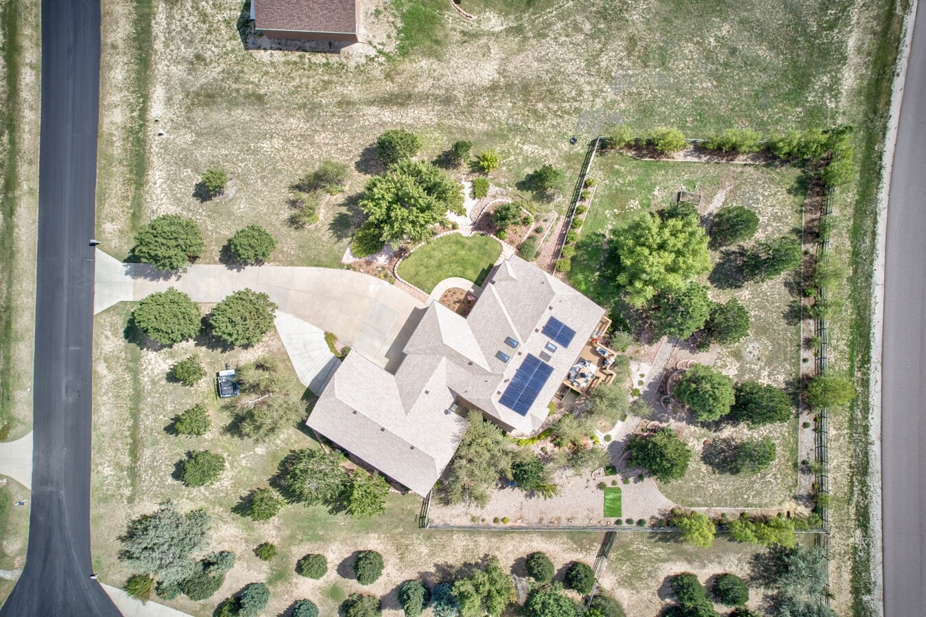 Photo - 11395 Calgary Rd