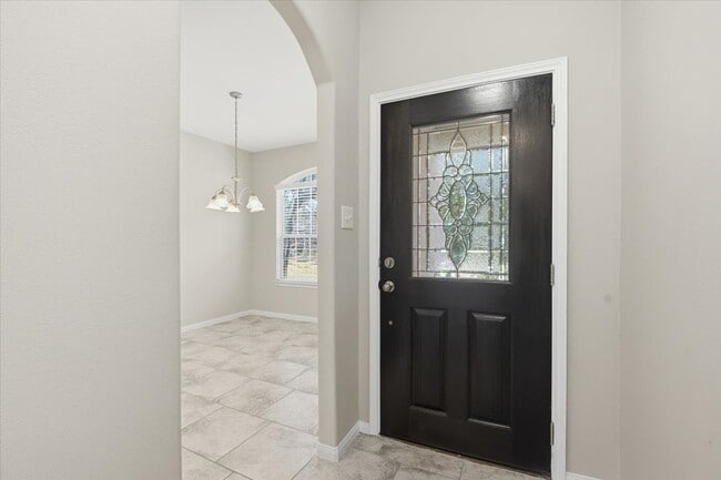 Photo - 3411 Country Club Blvd