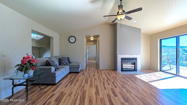 Photo - 4911 Hornet Dr