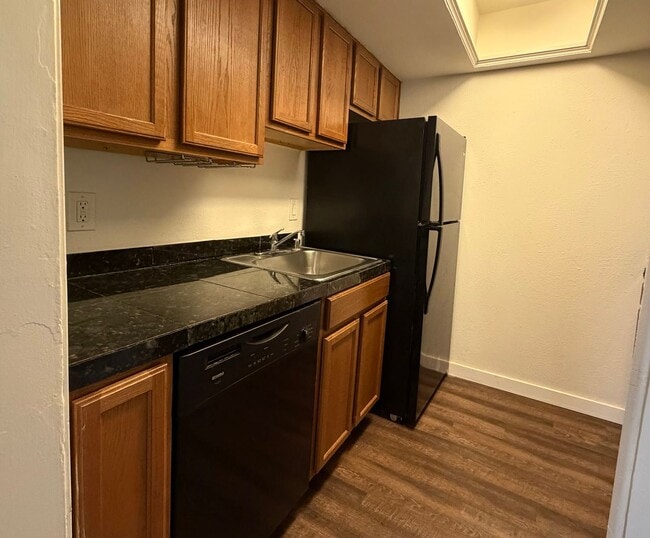 4107 Avondale Ave Unit 104-W