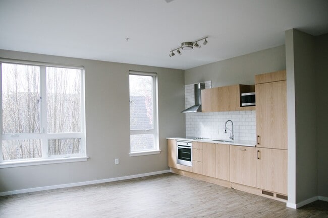 Building Photo - Hawthorne @ Ladd's - 1 & 2 Bedroom Apartme... Rental