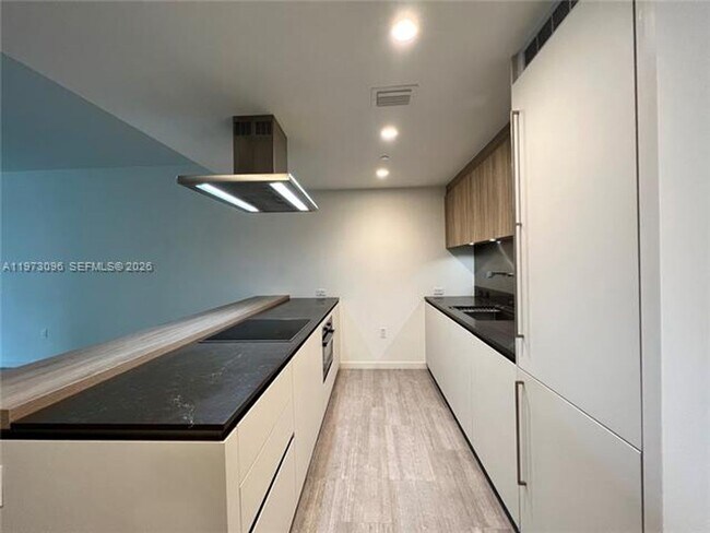 Photo - 1000 Brickell Plaza Unit 1000 Brickell Plz # 1903  -