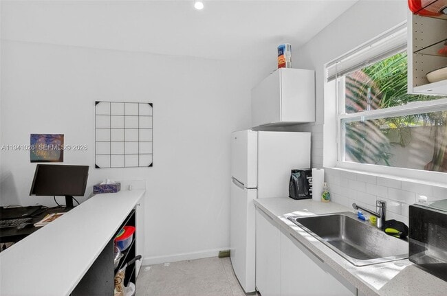 Photo - 3676 Oak Ave Unit 4