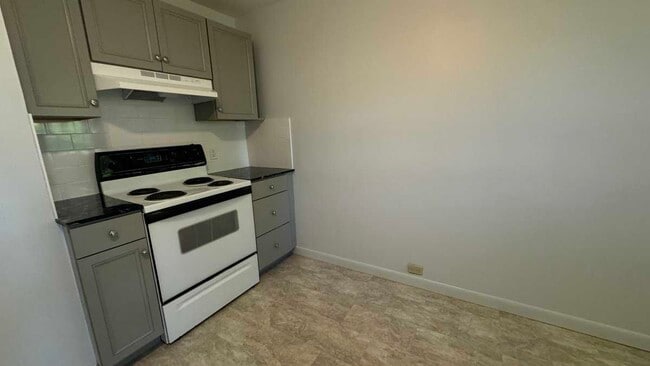 Photo - 32 Gaston St