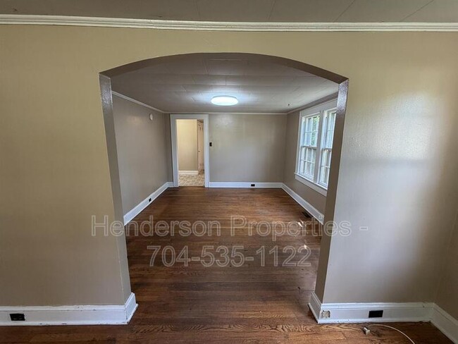 638 Salisbury Rd