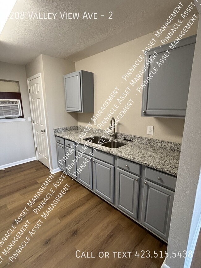 Photo - 208 Valley View Ave Unidad 2