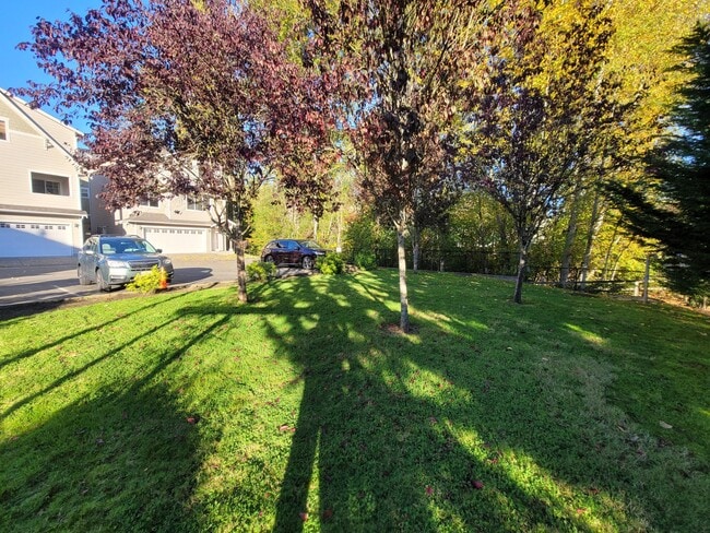 1328 118th Pl SW