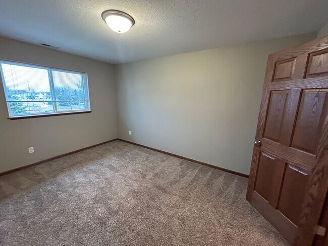 Photo - Stadium Commons Lower Unit Unidad 500