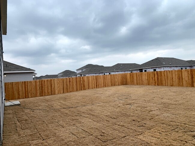 Photo - 178 Shiro Dr