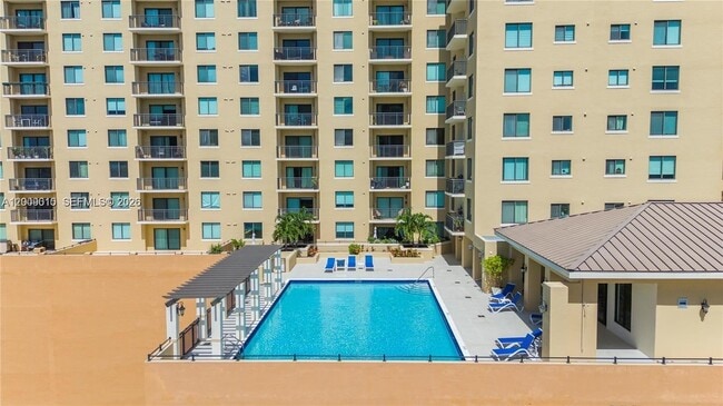 Photo - 4242 NW 2nd St Unit 913