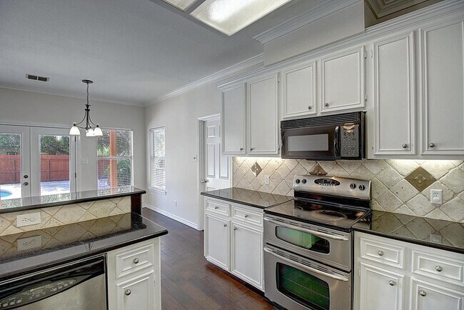Photo - 5101 Cavendish Dr