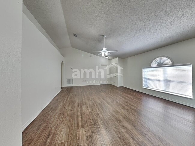 Photo - 10564 Opus Dr