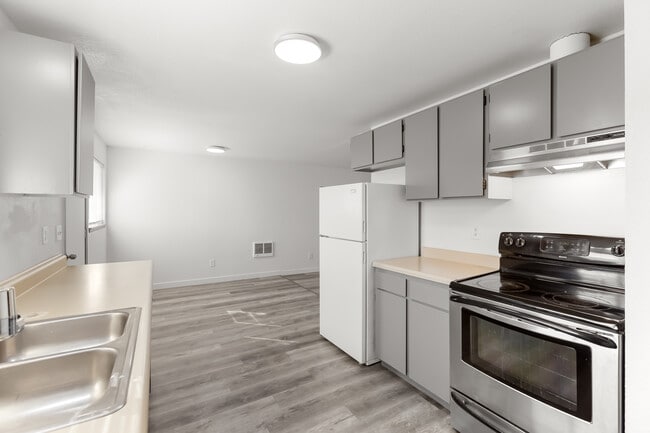 Photo - 722 Water St