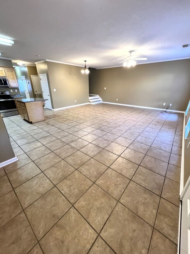 1205 14th Ave Unit B