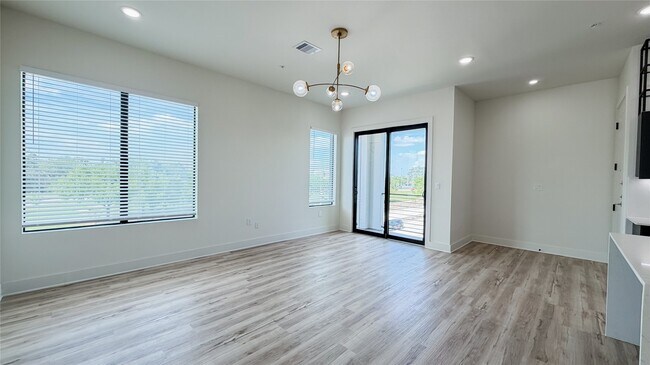 Photo - 4722 Old Spanish Trl Unit B301