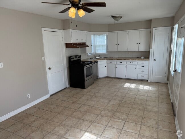 Building Photo - 4311 Cline Road Rental