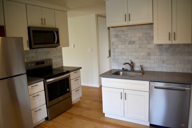 Building Photo - 900 Potrero-4 Unit 4 Rental