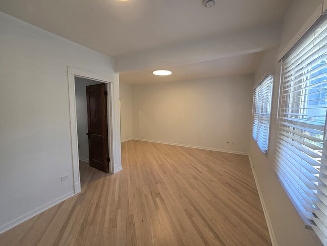 Photo - 2255 W Huron St Unit 1R